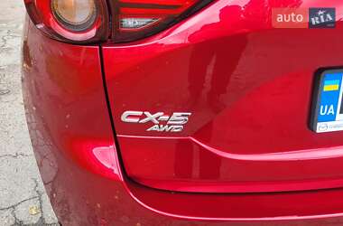 Позашляховик / Кросовер Mazda CX-5 2019 в 