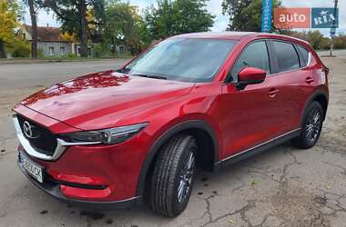 Позашляховик / Кросовер Mazda CX-5 2019 в 