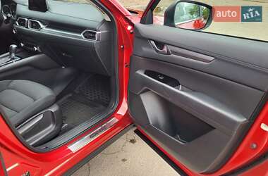 Позашляховик / Кросовер Mazda CX-5 2019 в 