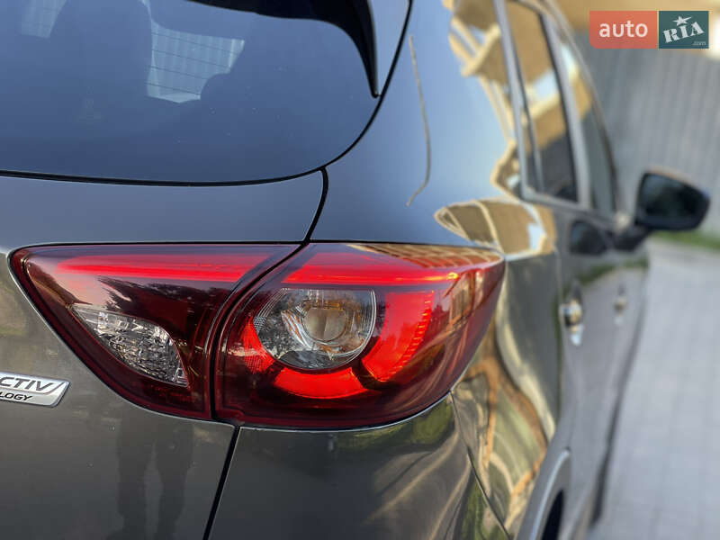 Позашляховик / Кросовер Mazda CX-5 2015 в Дубні