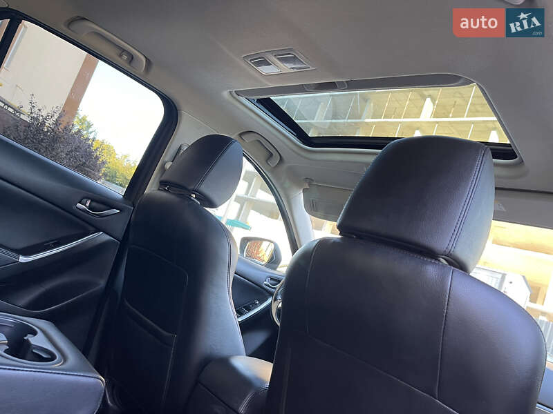 Позашляховик / Кросовер Mazda CX-5 2015 в Дубні
