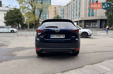Внедорожник / Кроссовер Mazda CX-5 2017 в 