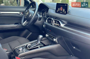 Позашляховик / Кросовер Mazda CX-5 2022 в 