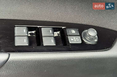 Позашляховик / Кросовер Mazda CX-5 2022 в 