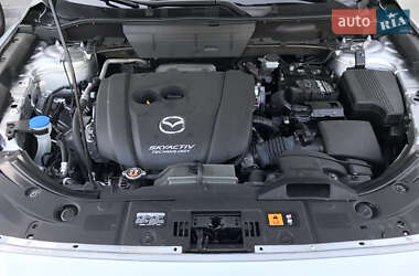 Внедорожник / Кроссовер Mazda CX-5 2018 в 