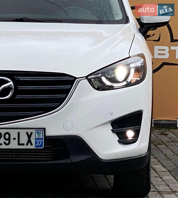 Позашляховик / Кросовер Mazda CX-5 2016 в Рівному