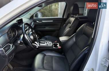 Позашляховик / Кросовер Mazda CX-5 2020 в 
