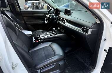 Позашляховик / Кросовер Mazda CX-5 2020 в 