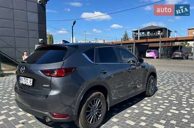 Позашляховик / Кросовер Mazda CX-5 2019 в 