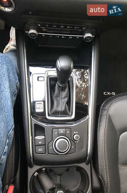 Позашляховик / Кросовер Mazda CX-5 2021 в 