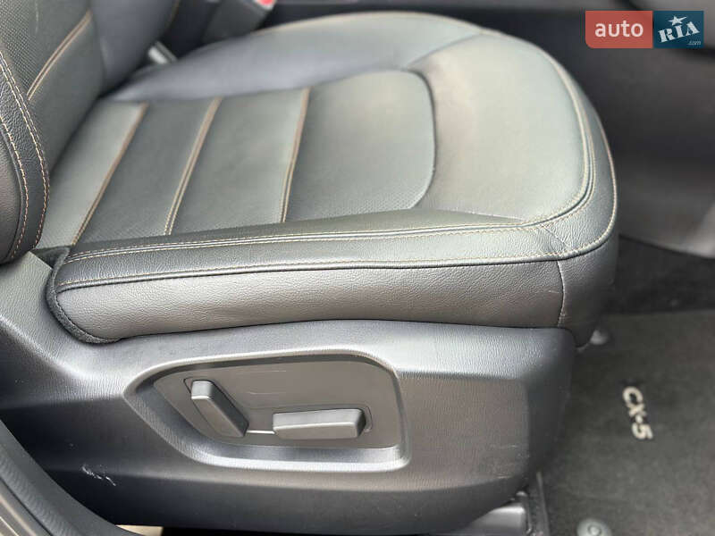 Позашляховик / Кросовер Mazda CX-5 2022 в Дніпрі