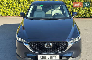 Позашляховик / Кросовер Mazda CX-5 2022 в 