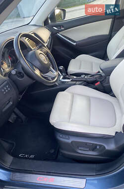 Позашляховик / Кросовер Mazda CX-5 2014 в 