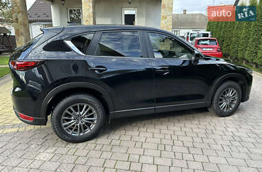 Позашляховик / Кросовер Mazda CX-5 2018 в  фото 15 Позашляховик / Кросовер Mazda CX-5 2018 в