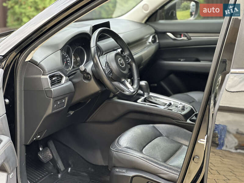 Позашляховик / Кросовер Mazda CX-5 2018 в Дубні