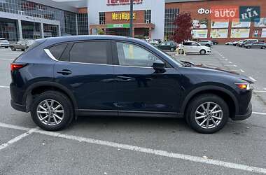 Позашляховик / Кросовер Mazda CX-5 2022 в 