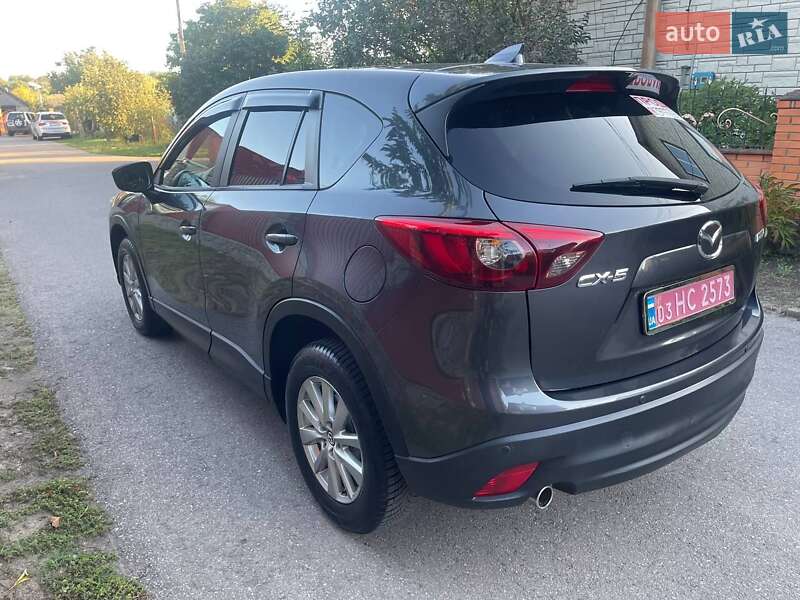 Позашляховик / Кросовер Mazda CX-5 2015 в Новоархангельську