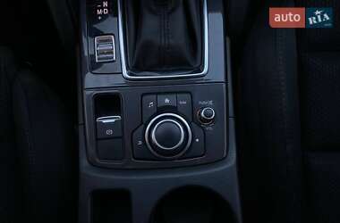 Позашляховик / Кросовер Mazda CX-5 2015 в  фото 40 Позашляховик / Кросовер Mazda CX-5 2015 в