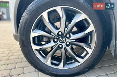 Позашляховик / Кросовер Mazda CX-5 2015 в 