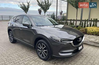 Позашляховик / Кросовер Mazda CX-5 2018 в 