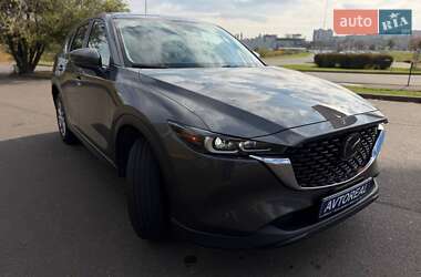 Позашляховик / Кросовер Mazda CX-5 2023 в 