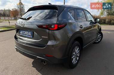 Позашляховик / Кросовер Mazda CX-5 2023 в 