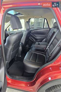 Позашляховик / Кросовер Mazda CX-5 2012 в 