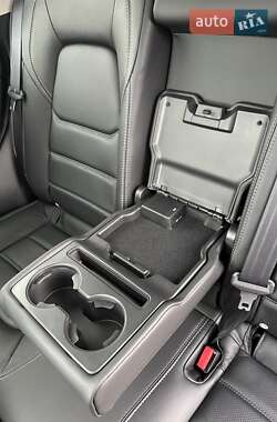 Внедорожник / Кроссовер Mazda CX-5 2023 в 