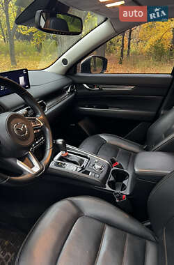 Позашляховик / Кросовер Mazda CX-5 2021 в 