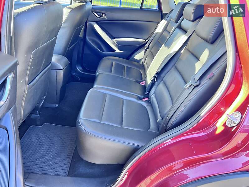 Позашляховик / Кросовер Mazda CX-5 2013 в Нововолинську