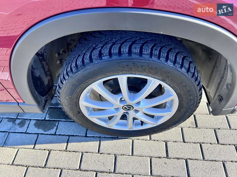 Позашляховик / Кросовер Mazda CX-5 2013 в Нововолинську