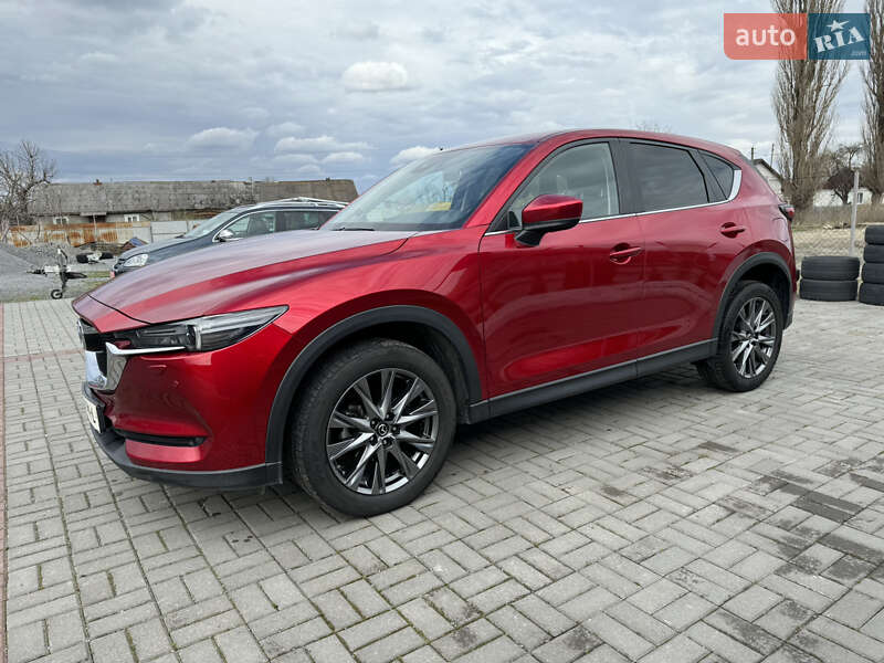 Позашляховик / Кросовер Mazda CX-5 2017 в  фото Позашляховик / Кросовер Mazda CX-5 2017 в