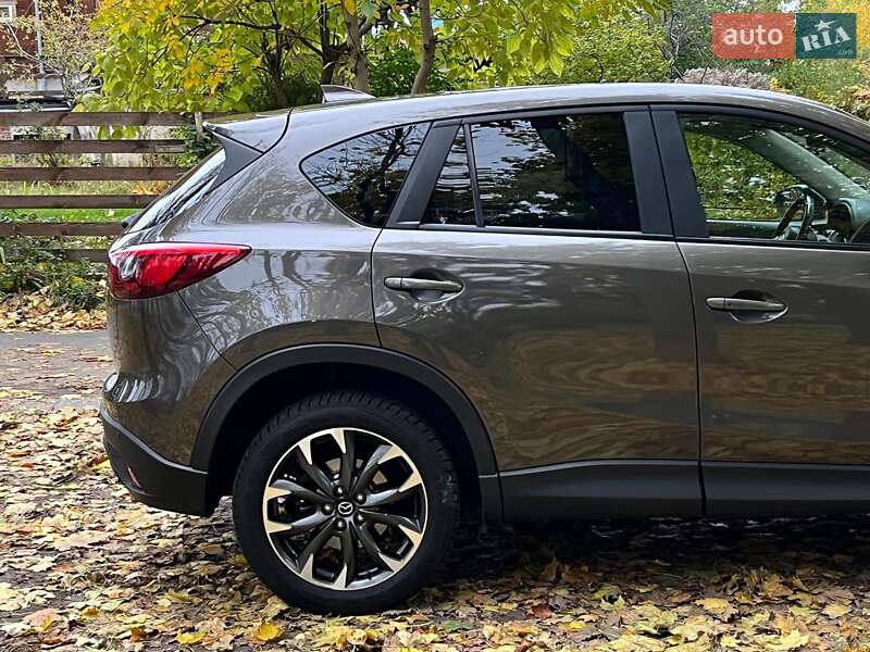 Позашляховик / Кросовер Mazda CX-5 2016 в Києві