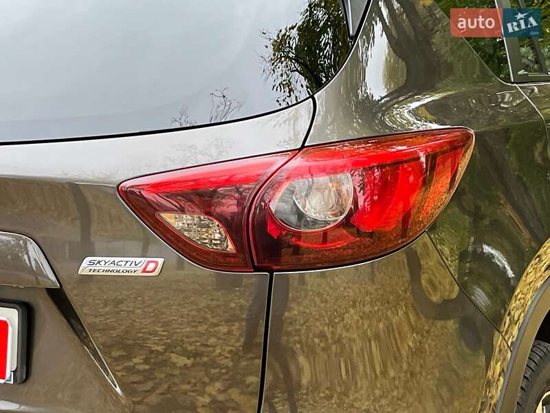 Позашляховик / Кросовер Mazda CX-5 2016 в Києві