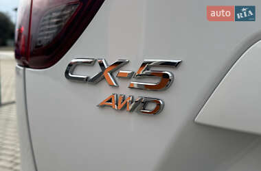 Внедорожник / Кроссовер Mazda CX-5 2015 в 