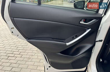 Внедорожник / Кроссовер Mazda CX-5 2015 в 