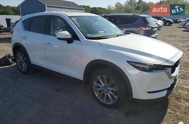 Позашляховик / Кросовер Mazda CX-5 2019 в  фото 4 Позашляховик / Кросовер Mazda CX-5 2019 в