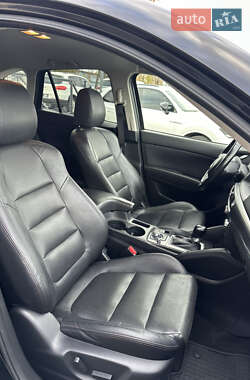 Внедорожник / Кроссовер Mazda CX-5 2016 в 