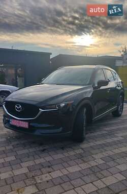 Позашляховик / Кросовер Mazda CX-5 2017 в Львові