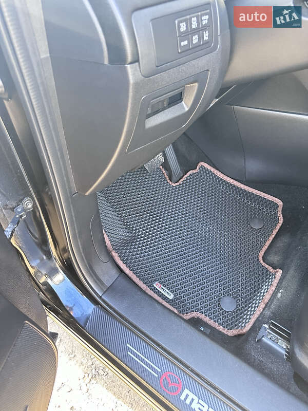 Внедорожник / Кроссовер Mazda CX-5 2013 в Ивано-Франковске фото 8 Внедорожник / Кроссовер Mazda CX-5 2013 в Ивано-Франковске