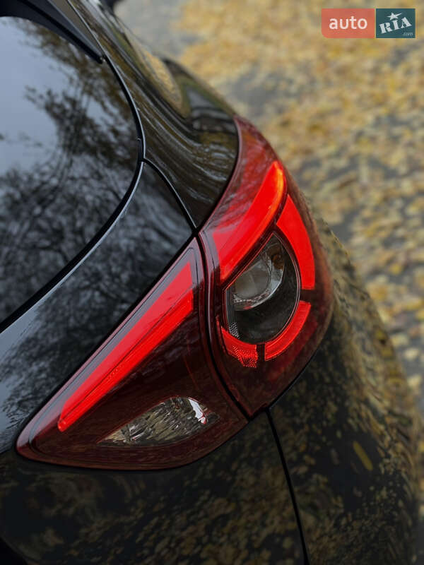 Позашляховик / Кросовер Mazda CX-5 2016 в Чернігові