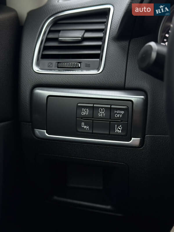 Позашляховик / Кросовер Mazda CX-5 2016 в Чернігові