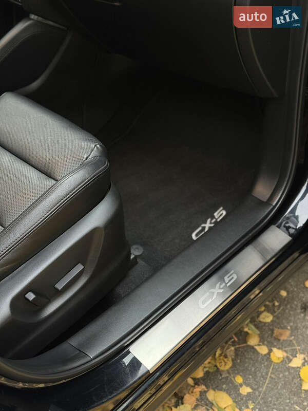 Позашляховик / Кросовер Mazda CX-5 2016 в Чернігові