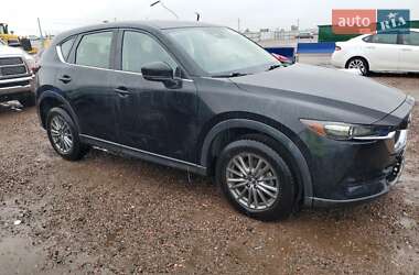 Позашляховик / Кросовер Mazda CX-5 2017 в  фото 4 Позашляховик / Кросовер Mazda CX-5 2017 в