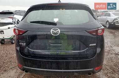 Позашляховик / Кросовер Mazda CX-5 2017 в  фото 6 Позашляховик / Кросовер Mazda CX-5 2017 в