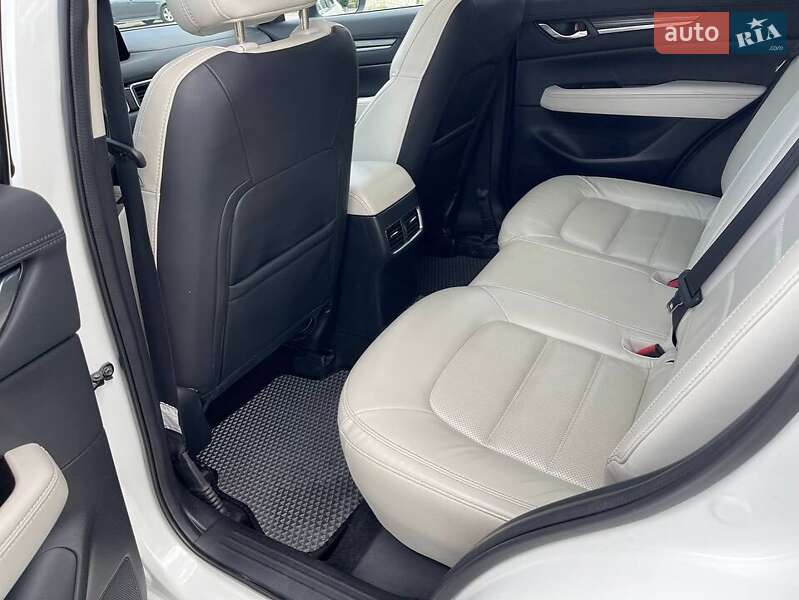 Внедорожник / Кроссовер Mazda CX-5 2017 в Львове фото 9 Внедорожник / Кроссовер Mazda CX-5 2017 в Львове
