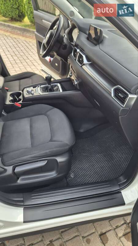 Внедорожник / Кроссовер Mazda CX-5 2017 в Львове фото 6 Внедорожник / Кроссовер Mazda CX-5 2017 в Львове