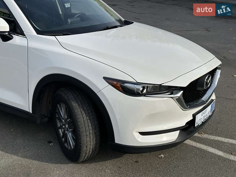 Позашляховик / Кросовер Mazda CX-5 2017 в Києві фото 14 Позашляховик / Кросовер Mazda CX-5 2017 в Києві