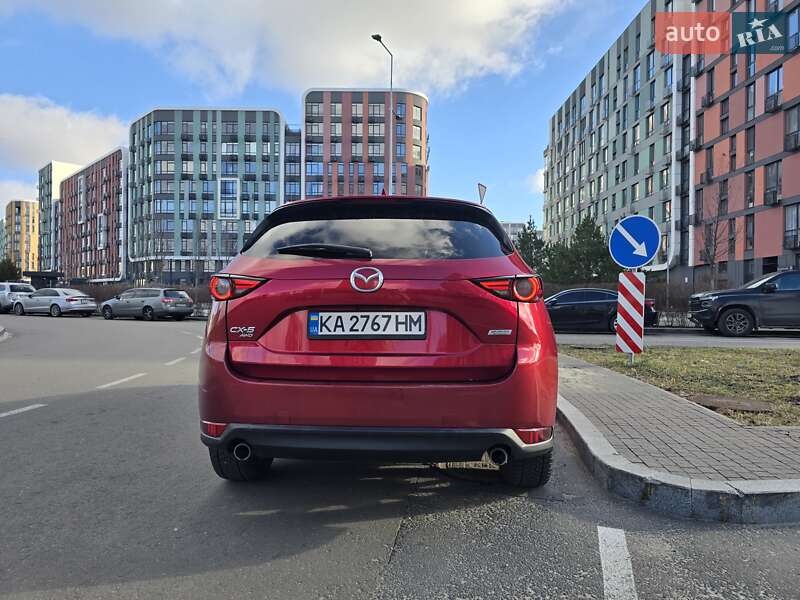 Внедорожник / Кроссовер Mazda CX-5 2017 в Белогородке