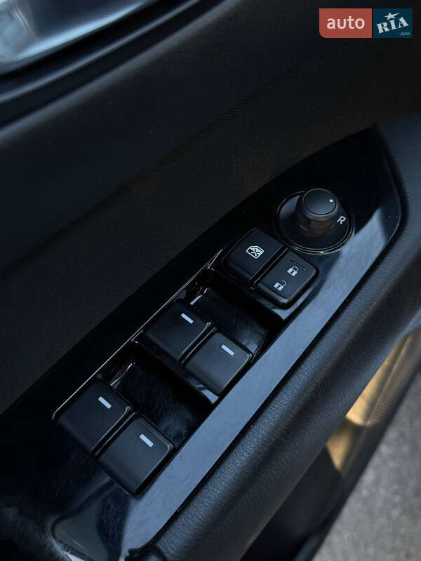 Внедорожник / Кроссовер Mazda CX-5 2018 в Киеве фото 14 Внедорожник / Кроссовер Mazda CX-5 2018 в Киеве